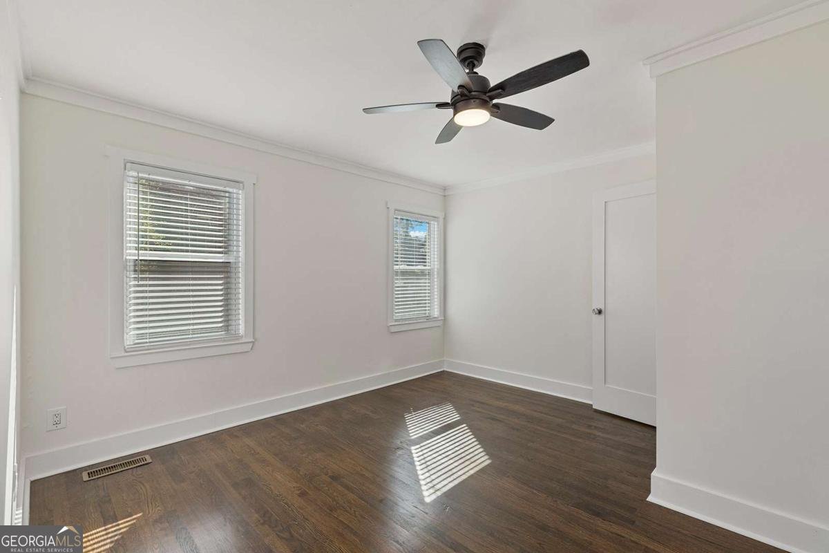 2011 Lexington Ave. East Point - 6