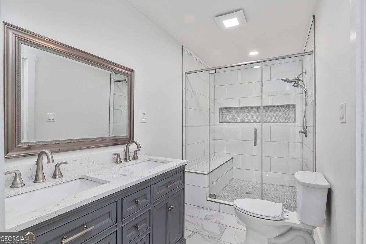 2011 Lexington Ave. East Point - 7