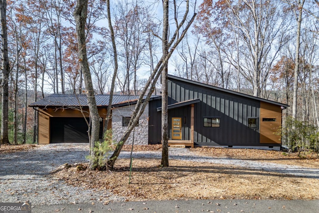 210 Mt Pleasant Ridge Blairsville - 45