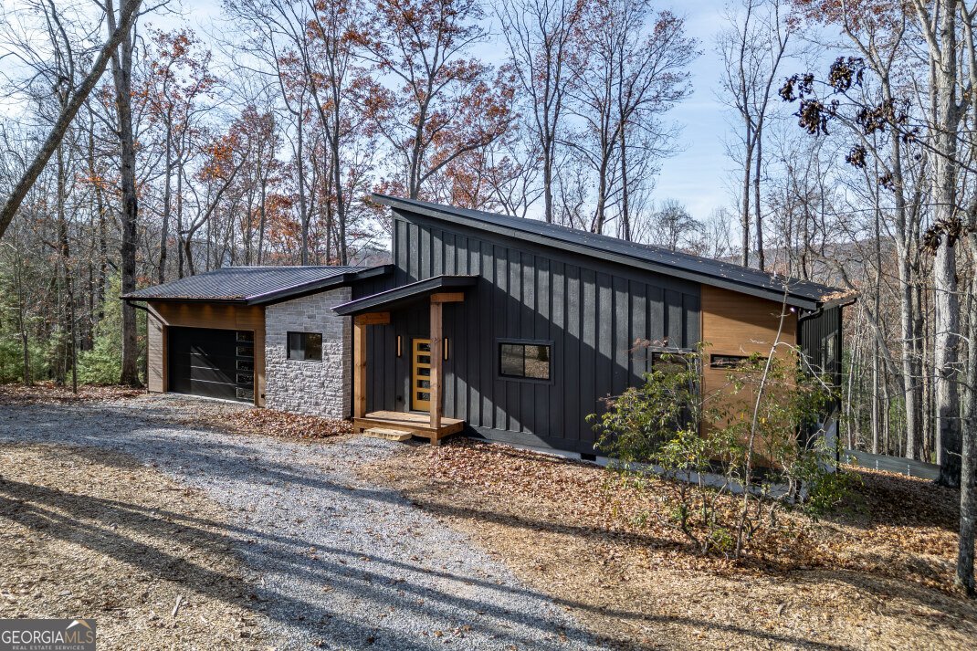 210 Mt Pleasant Ridge Blairsville - 46