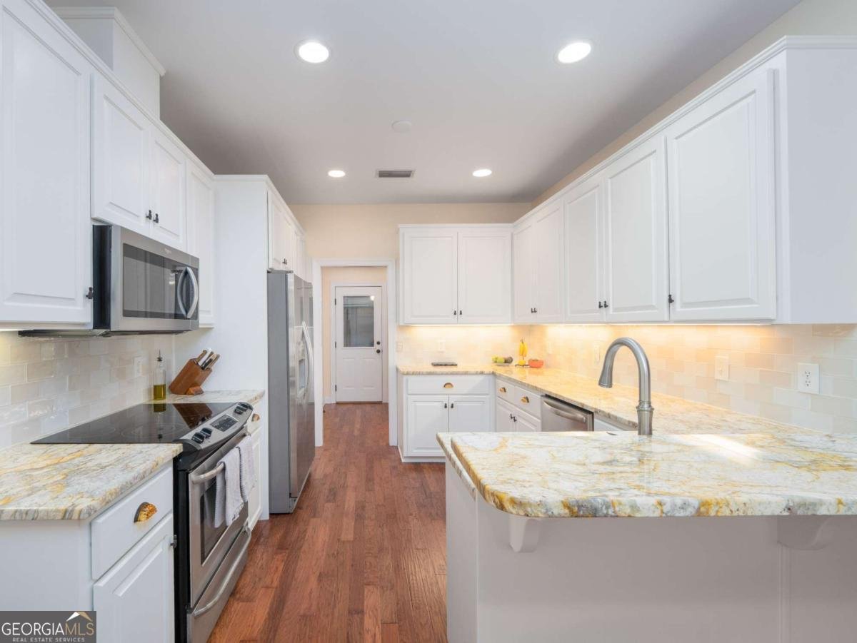 317 Commons Road St. Simons - 7