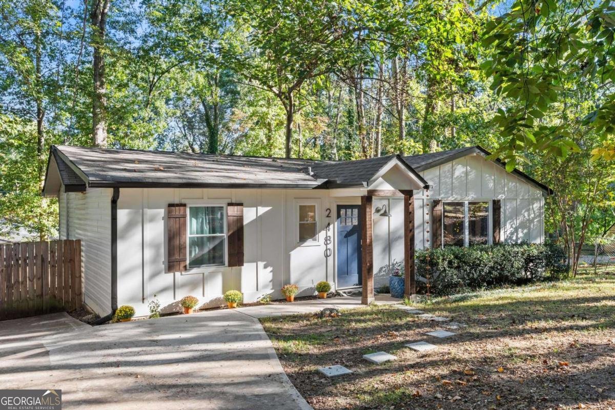 2480 Hawk Creek Trail Cumming - 2