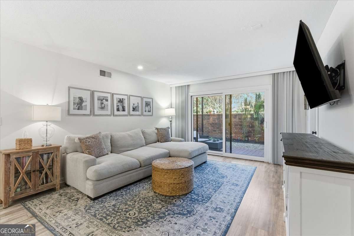 6851 Roswell Road Sandy Springs - 2