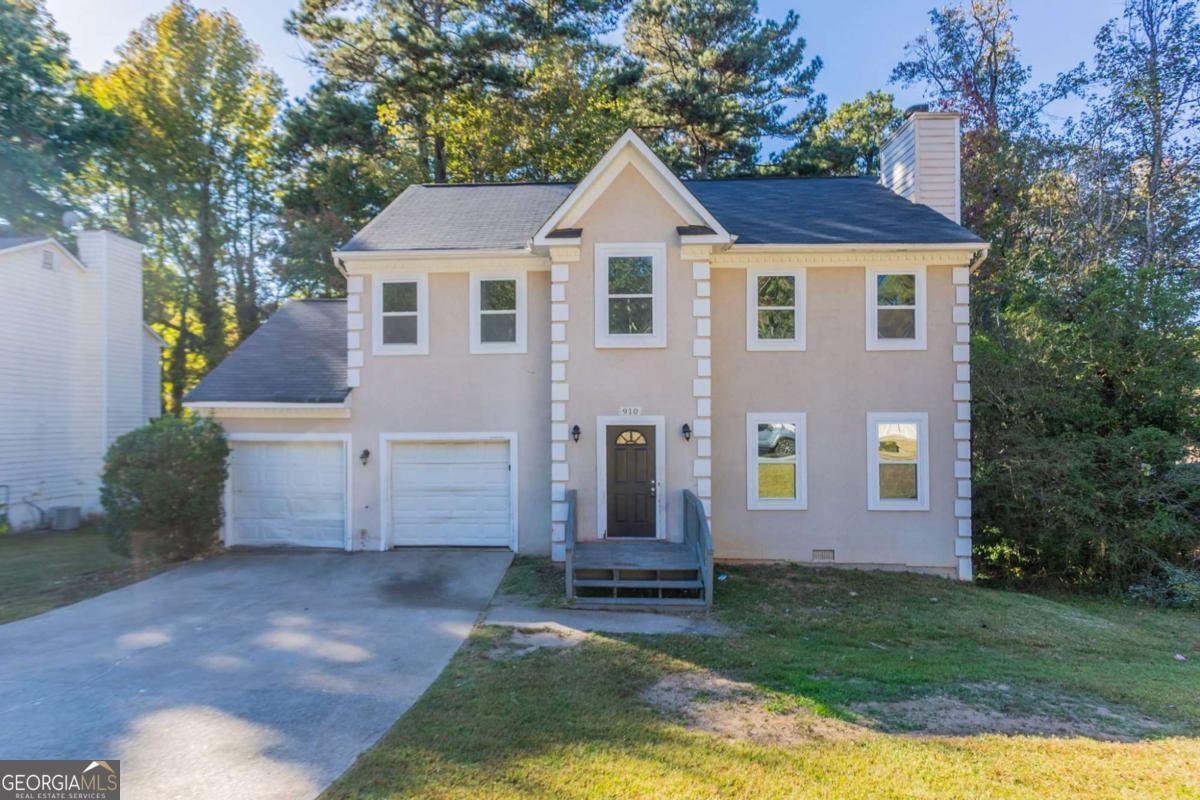 910 Forest Path Stone Mountain - 1