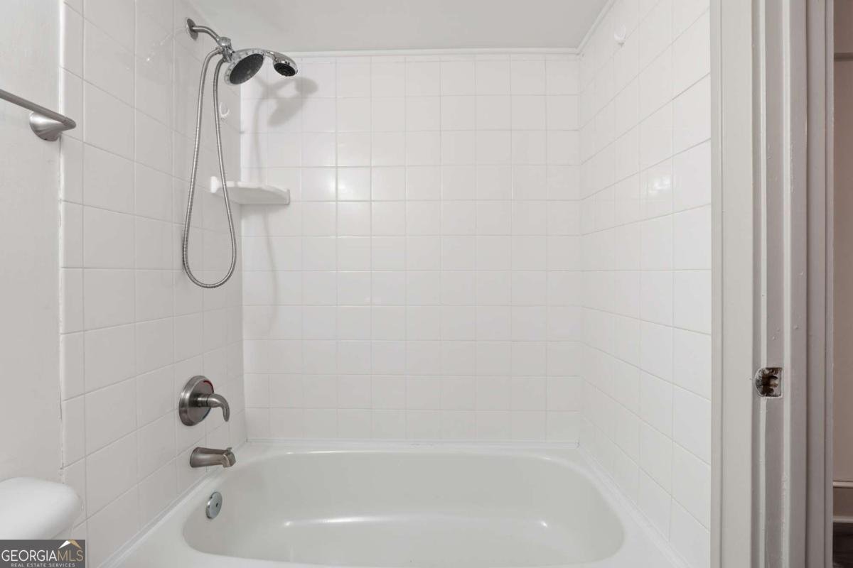 2855 Peachtree Road Atlanta - 21