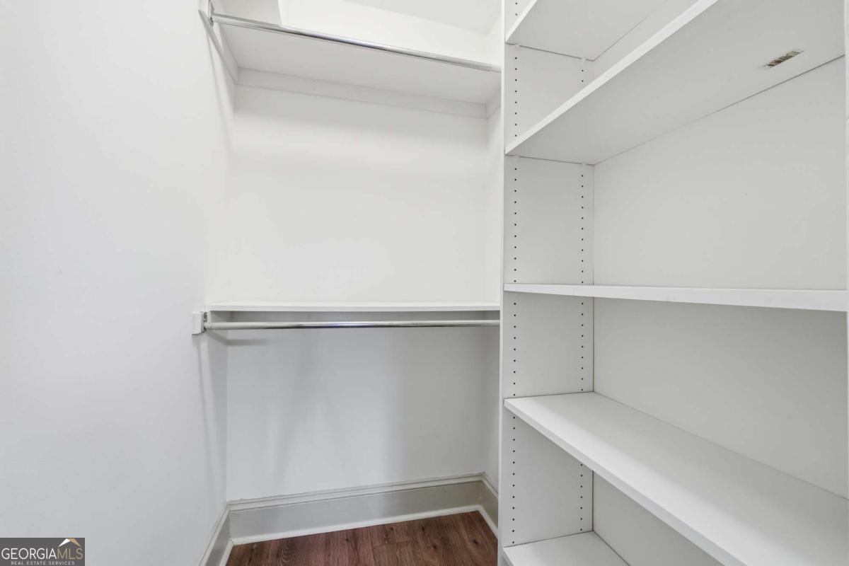 2855 Peachtree Road Atlanta - 22