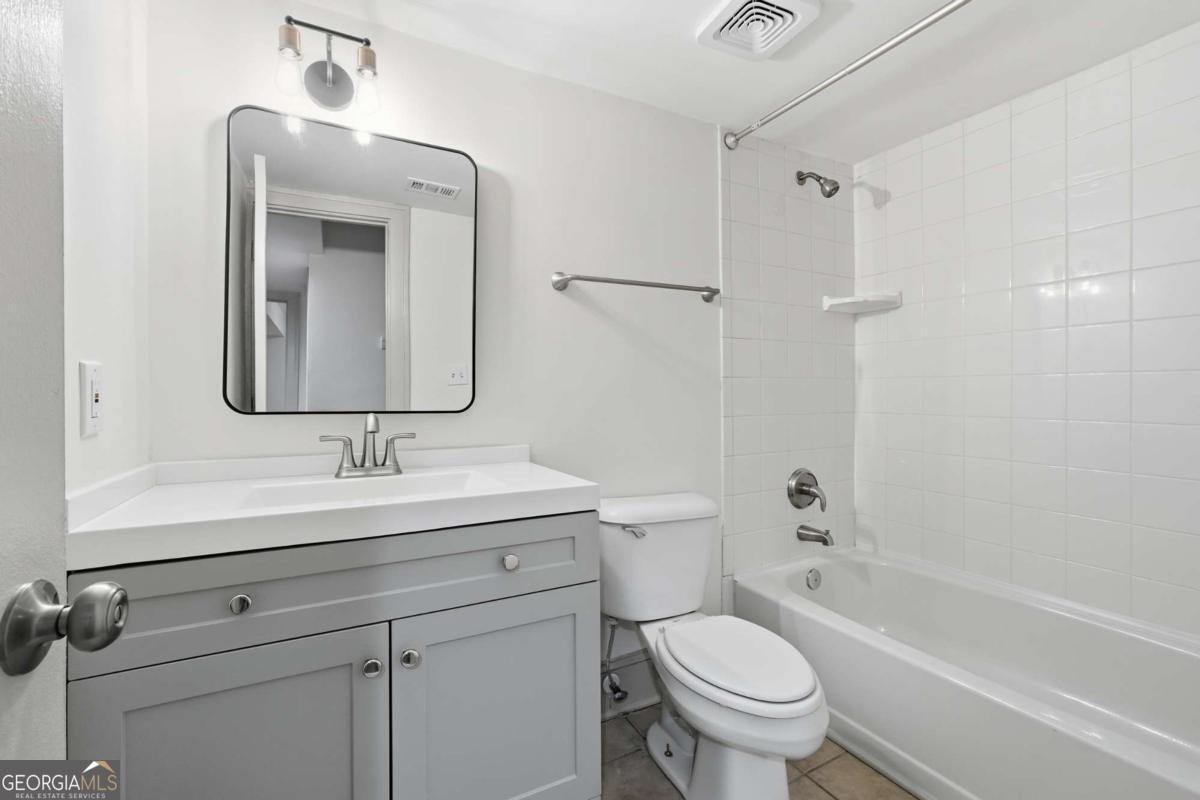 2855 Peachtree Road Atlanta - 24