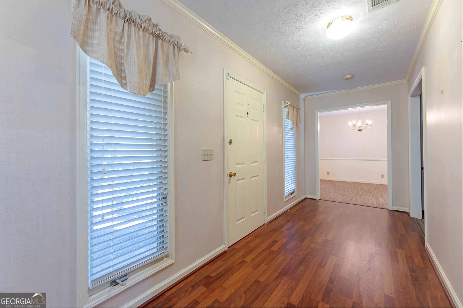 2 Nightwind Court Columbus - main photo