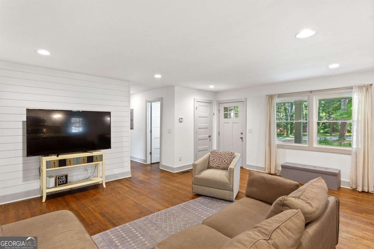 2937 Sylvan Ramble Road Atlanta - 4