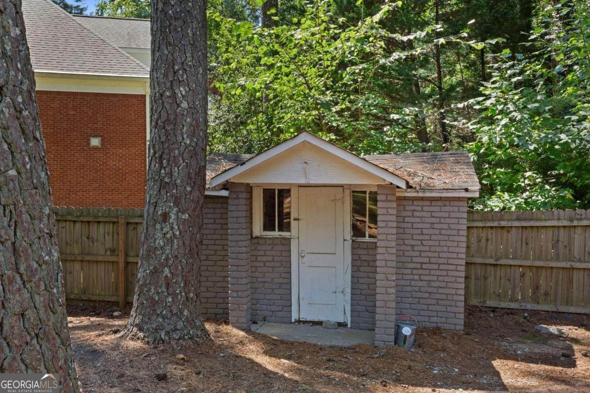 2937 Sylvan Ramble Road Atlanta - 41