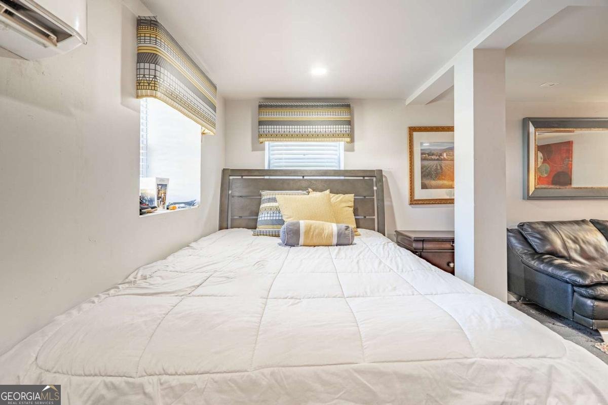 2032 JUANITA Street Decatur - 23