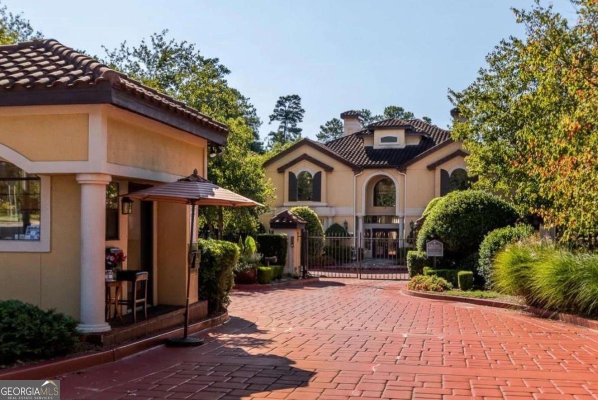 3777 Peachtree Road Atlanta - 20