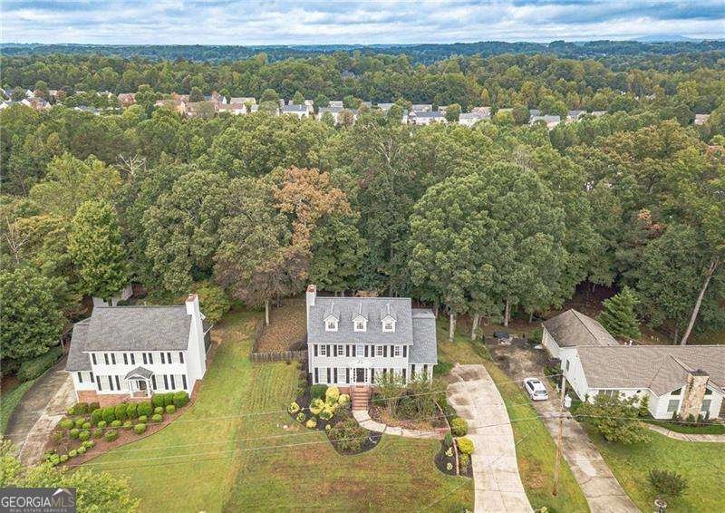 5040 PURITAN Drive Sugar Hill - 46