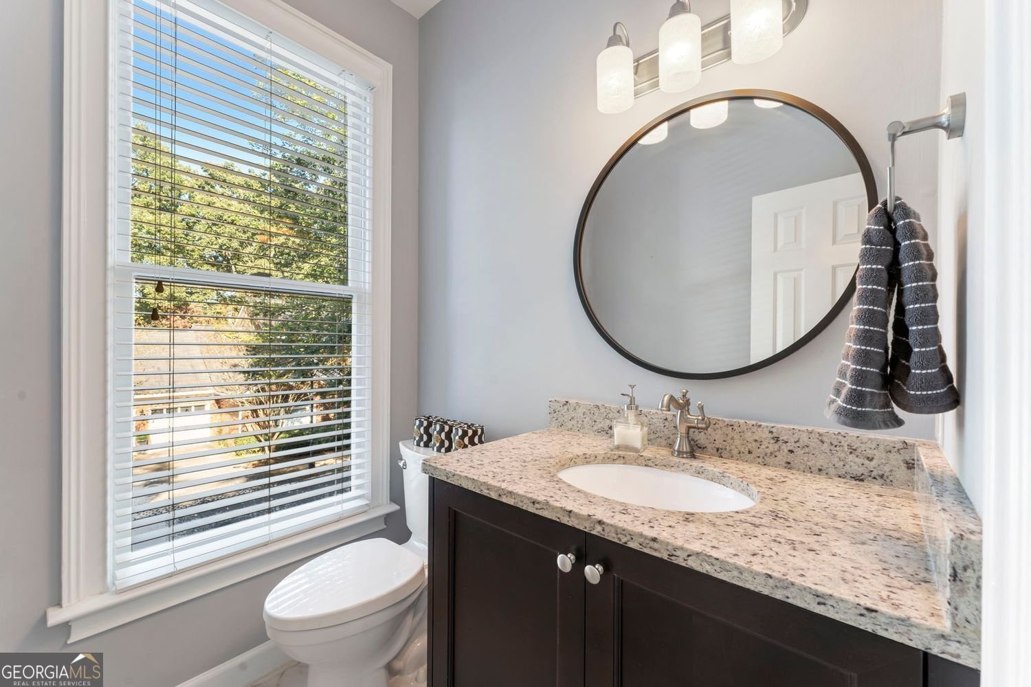 7155 Roswell Road Atlanta - 37