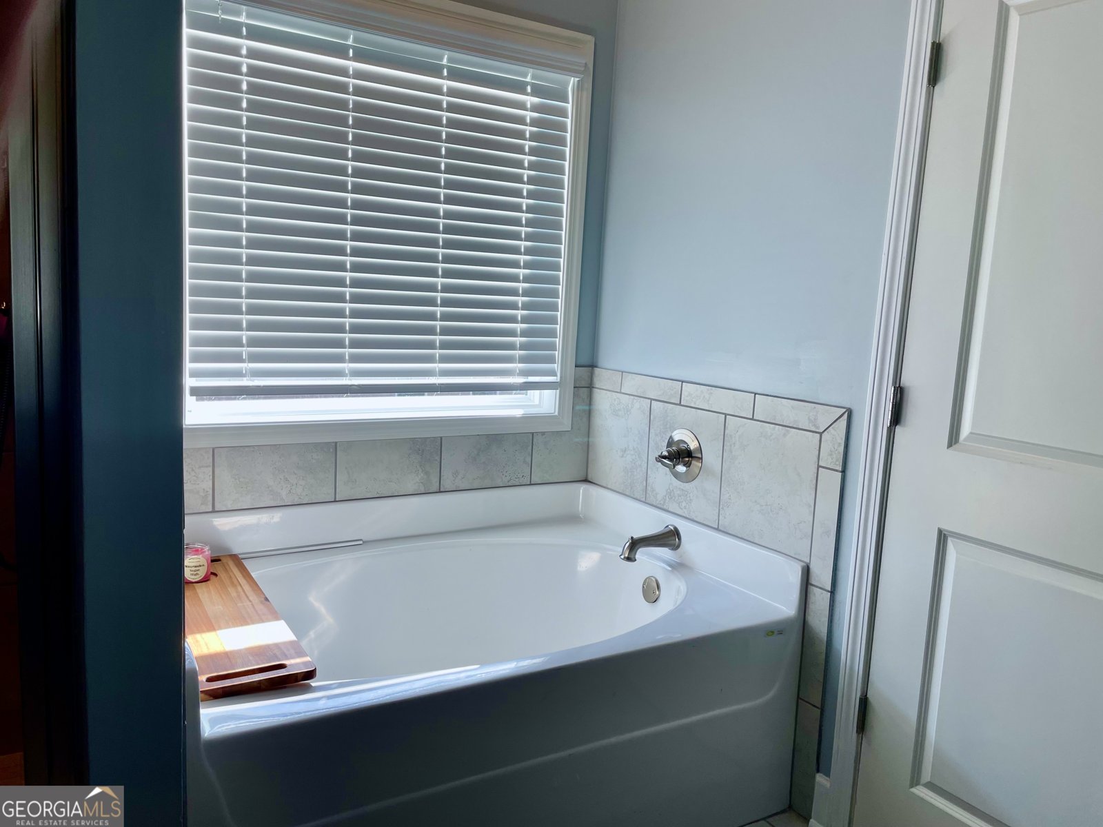 8625 Drake Drive Lula - 43