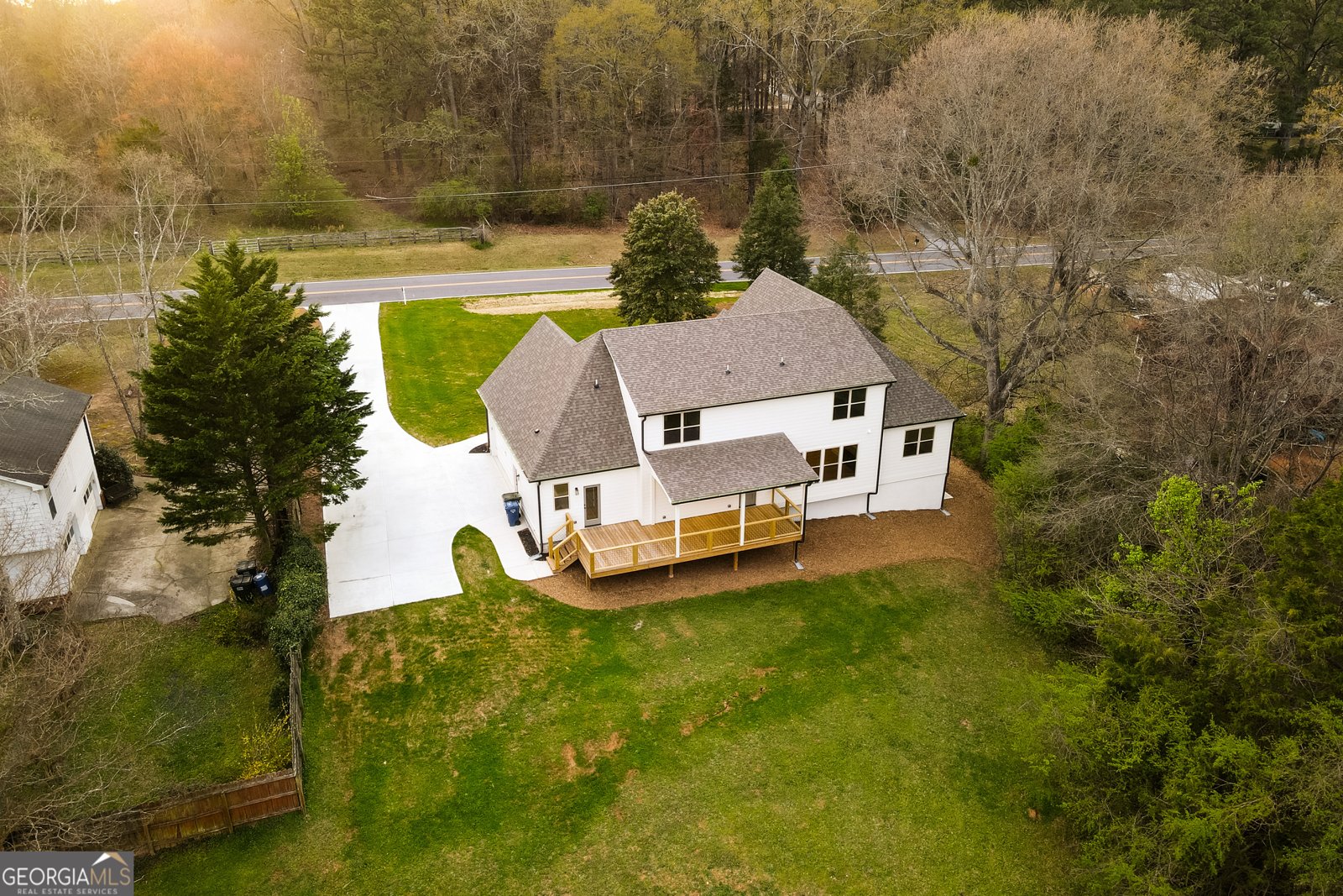 4440 Cannon Road Loganville - 77