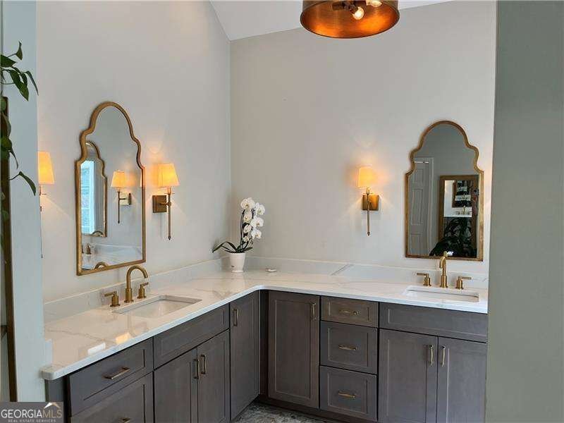 111 Cherry Hill Drive Marietta - 17