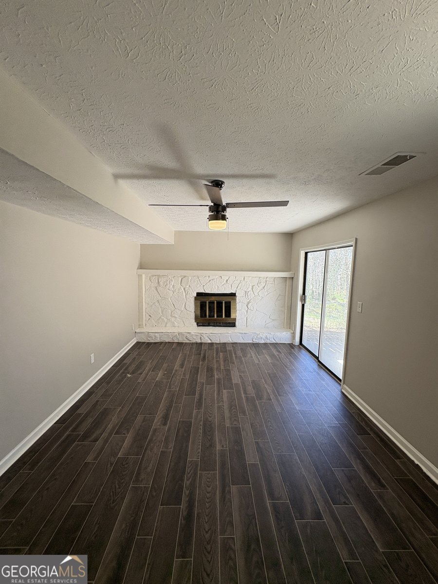 4060 Day Trail Ellenwood - 3