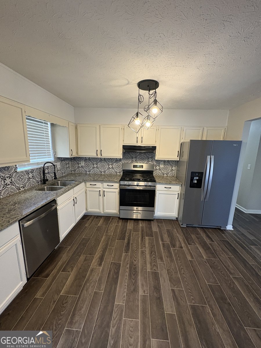 4060 Day Trail Ellenwood - 5