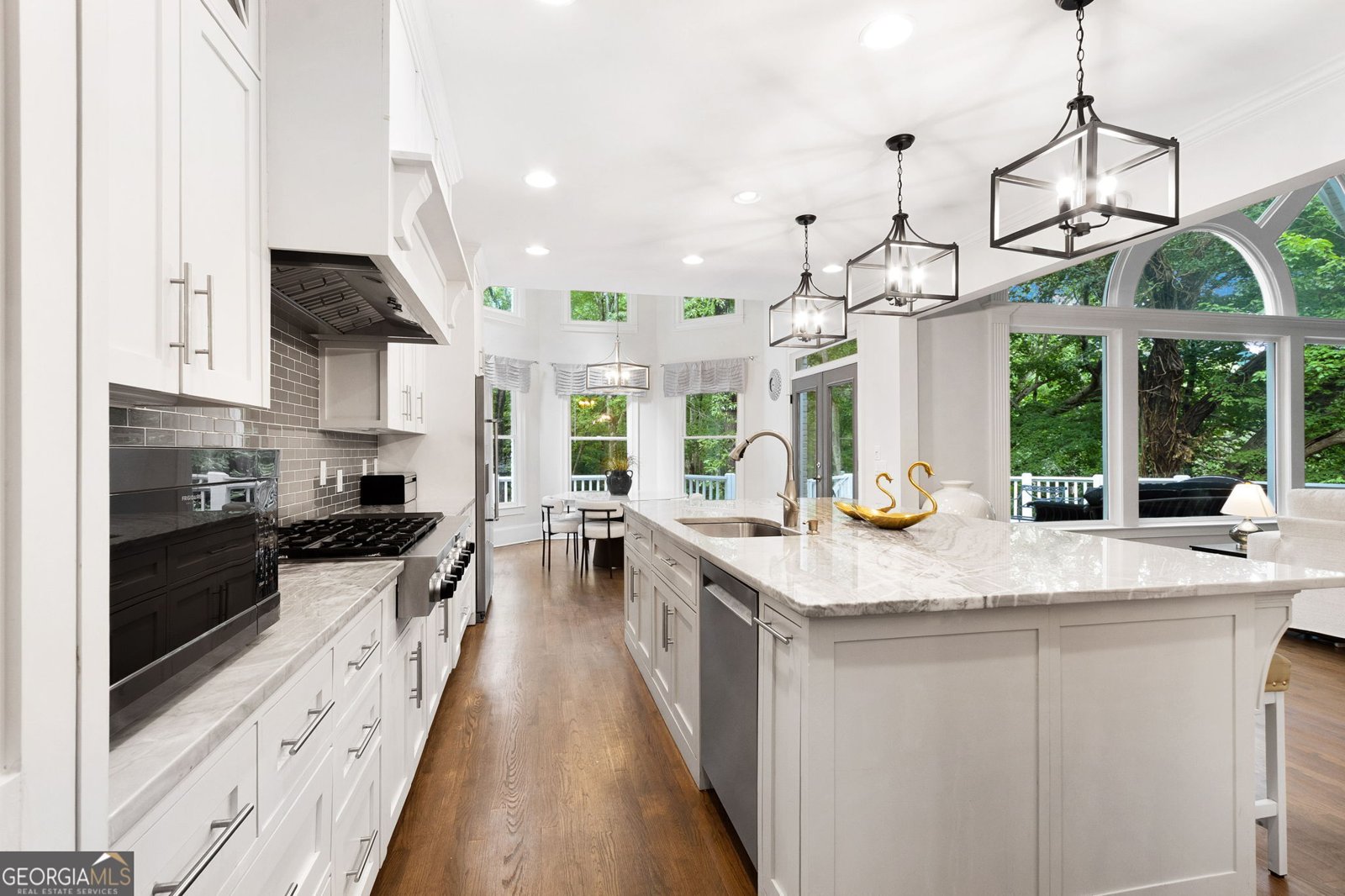 10635 EDGEWATER Place Johns Creek - 12