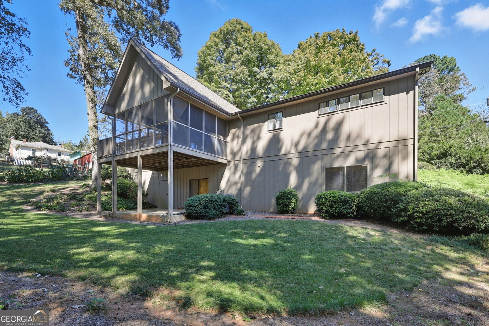 943 Parkhill Place Gainesville - 1