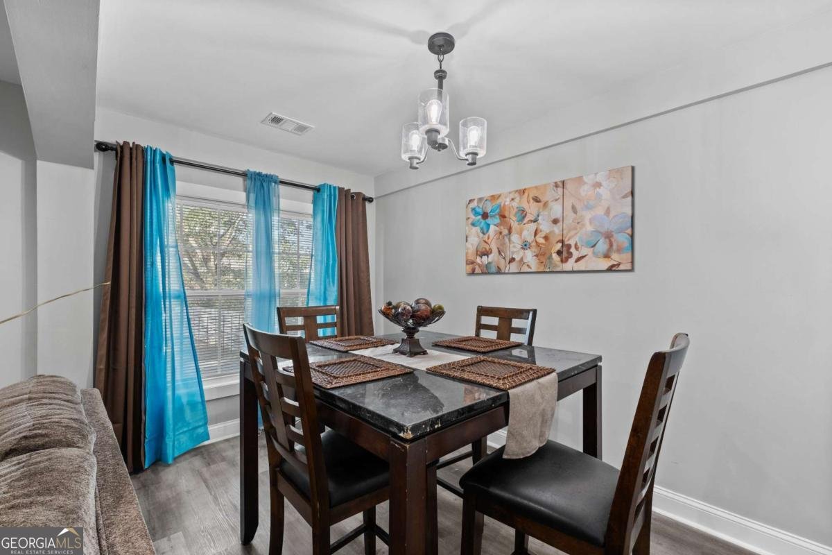 3046 Dobbs Way Atlanta - 9