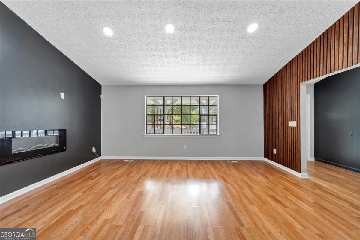 1505 Diplomat Drive Riverdale - 10