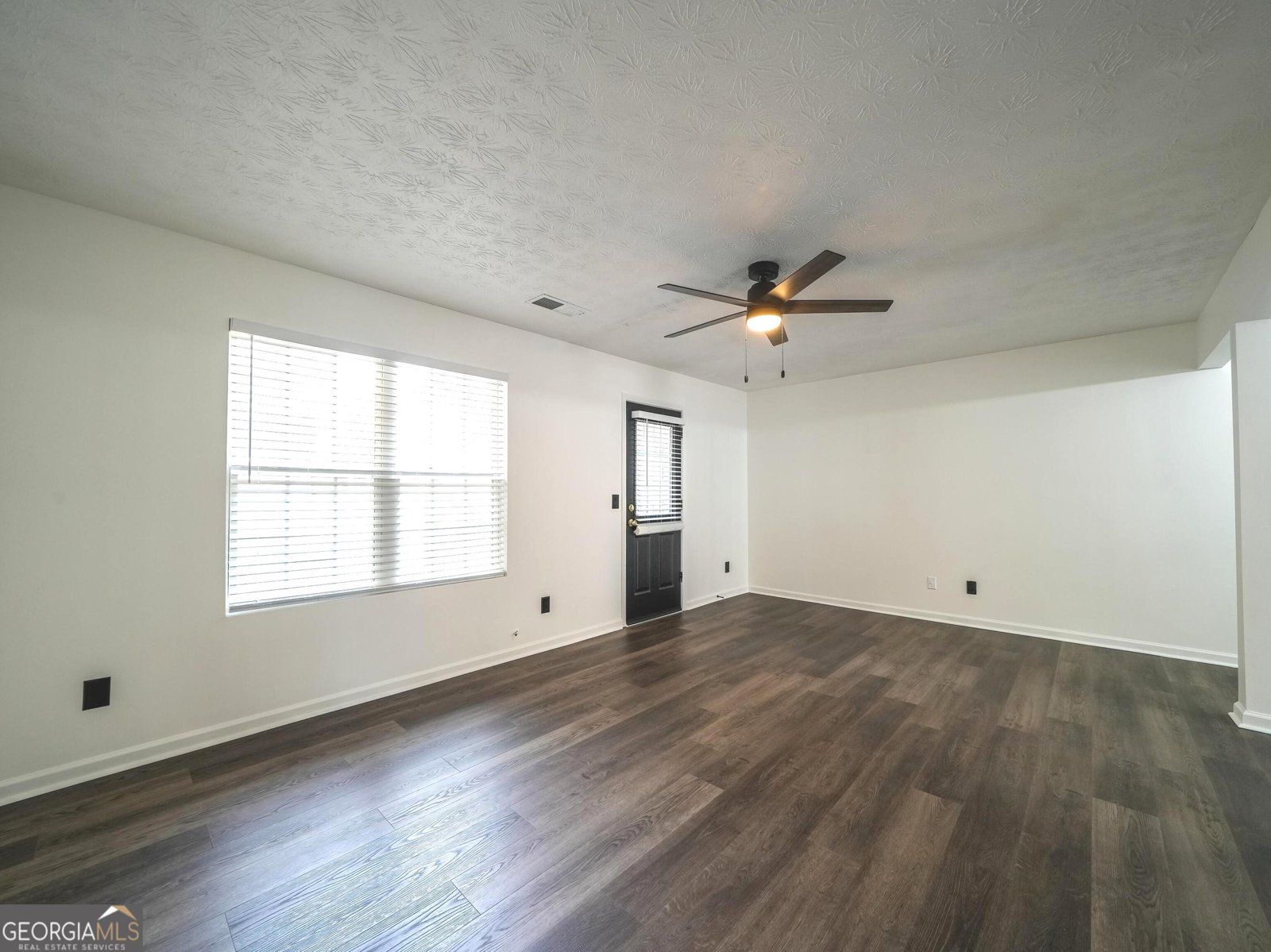 11435 South Grove Drive Hampton - 13