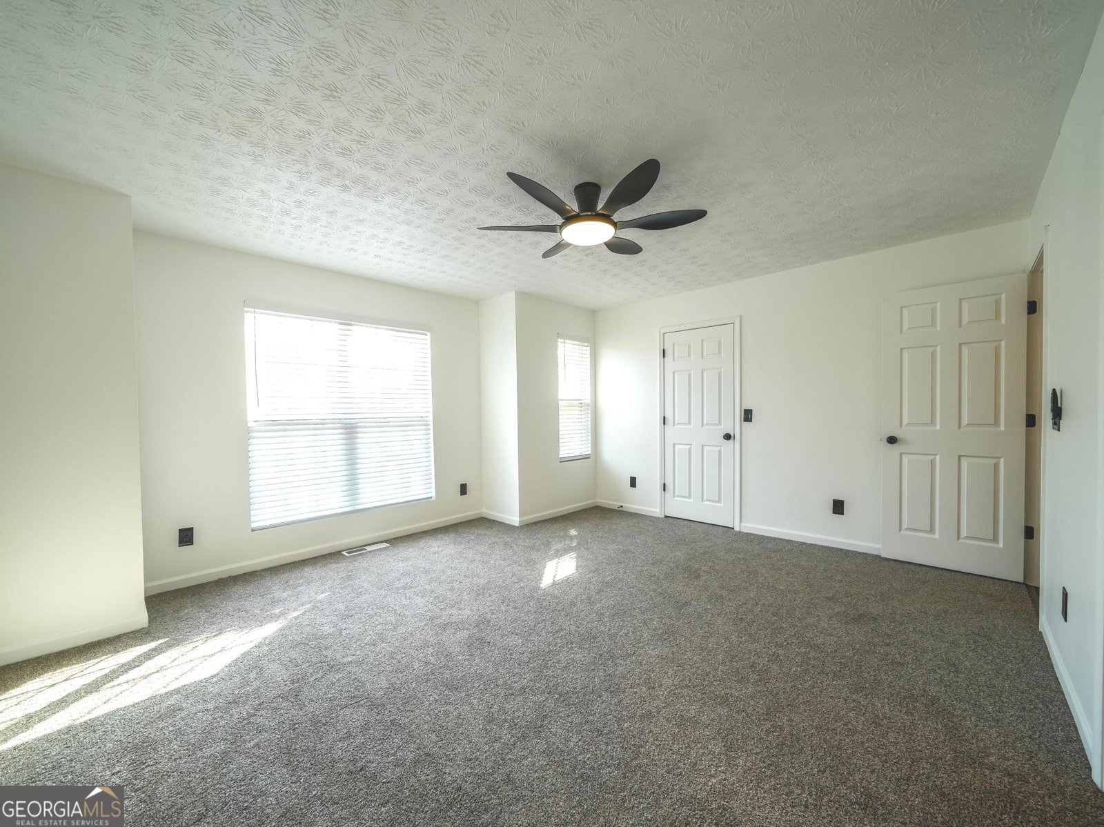 11435 South Grove Drive Hampton - 16