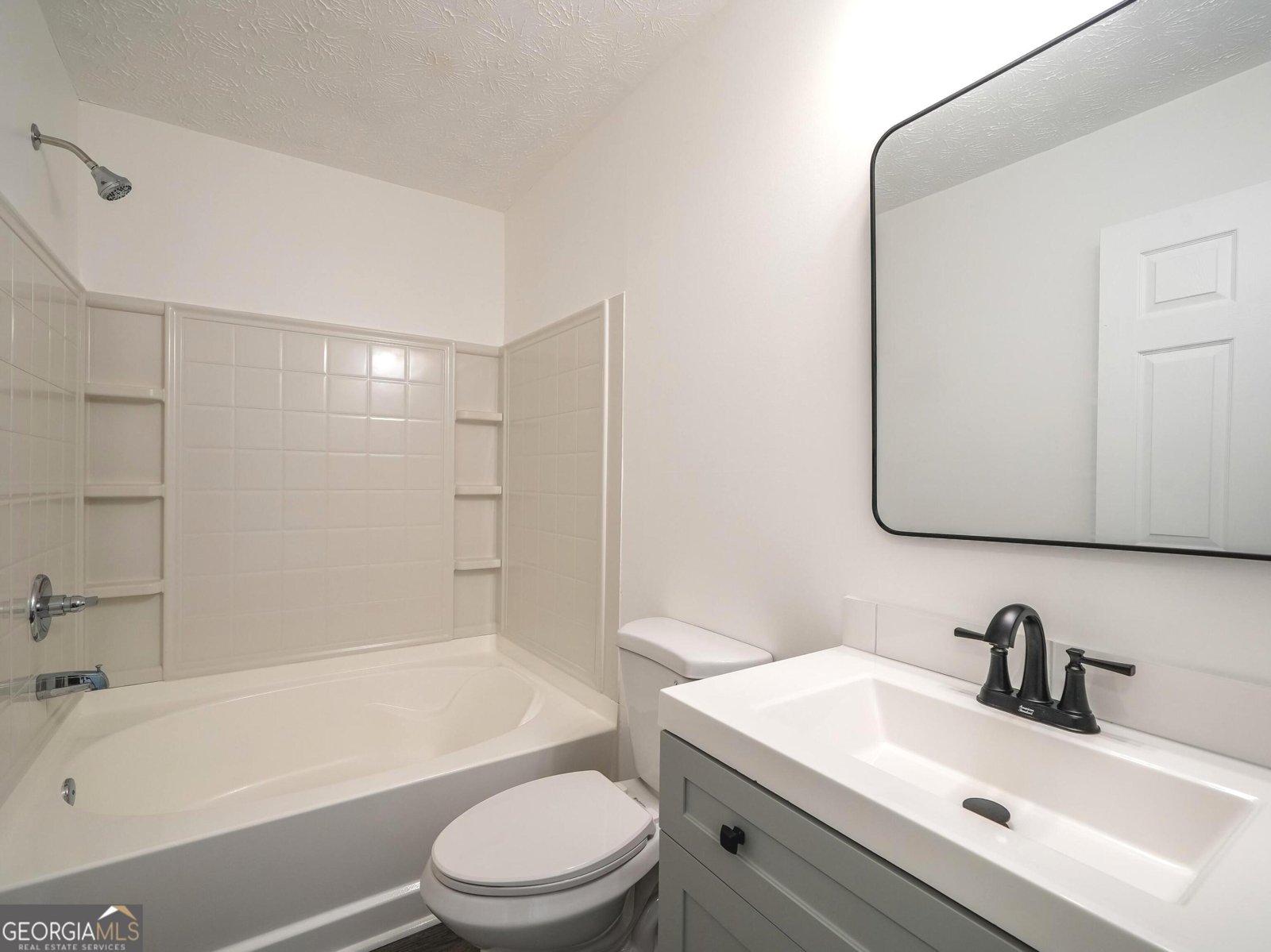 11435 South Grove Drive Hampton - 21