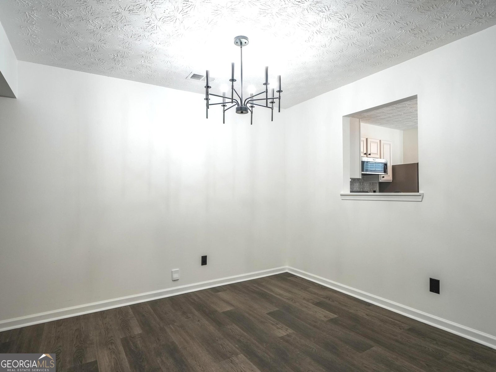 11435 South Grove Drive Hampton - 9