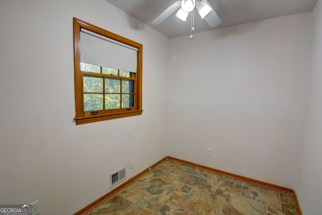 3352 NORTHBROOK Drive Atlanta - 25