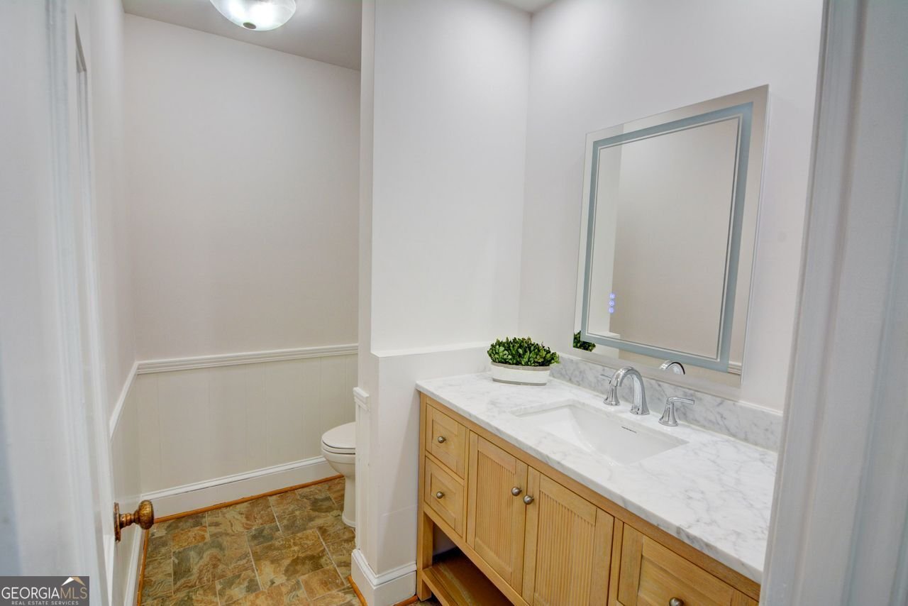 3352 NORTHBROOK Drive Atlanta - 27