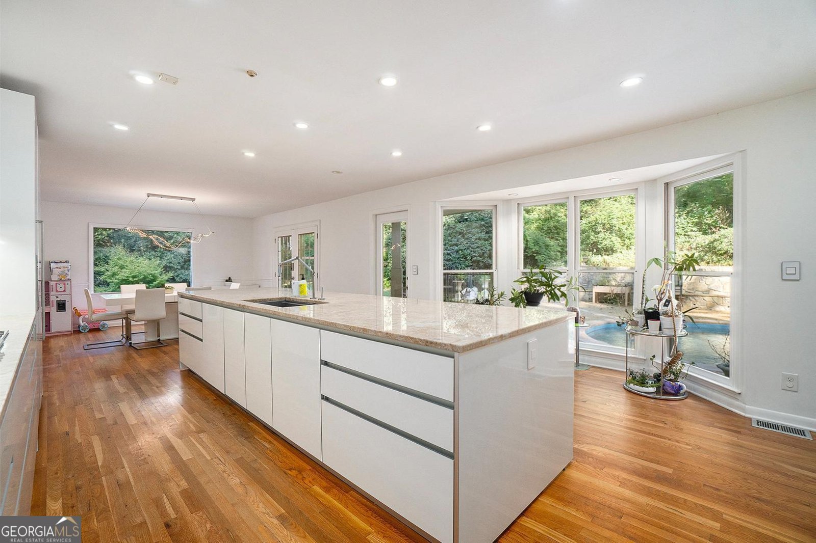 4635 Mount Paran Parkway Atlanta - 10