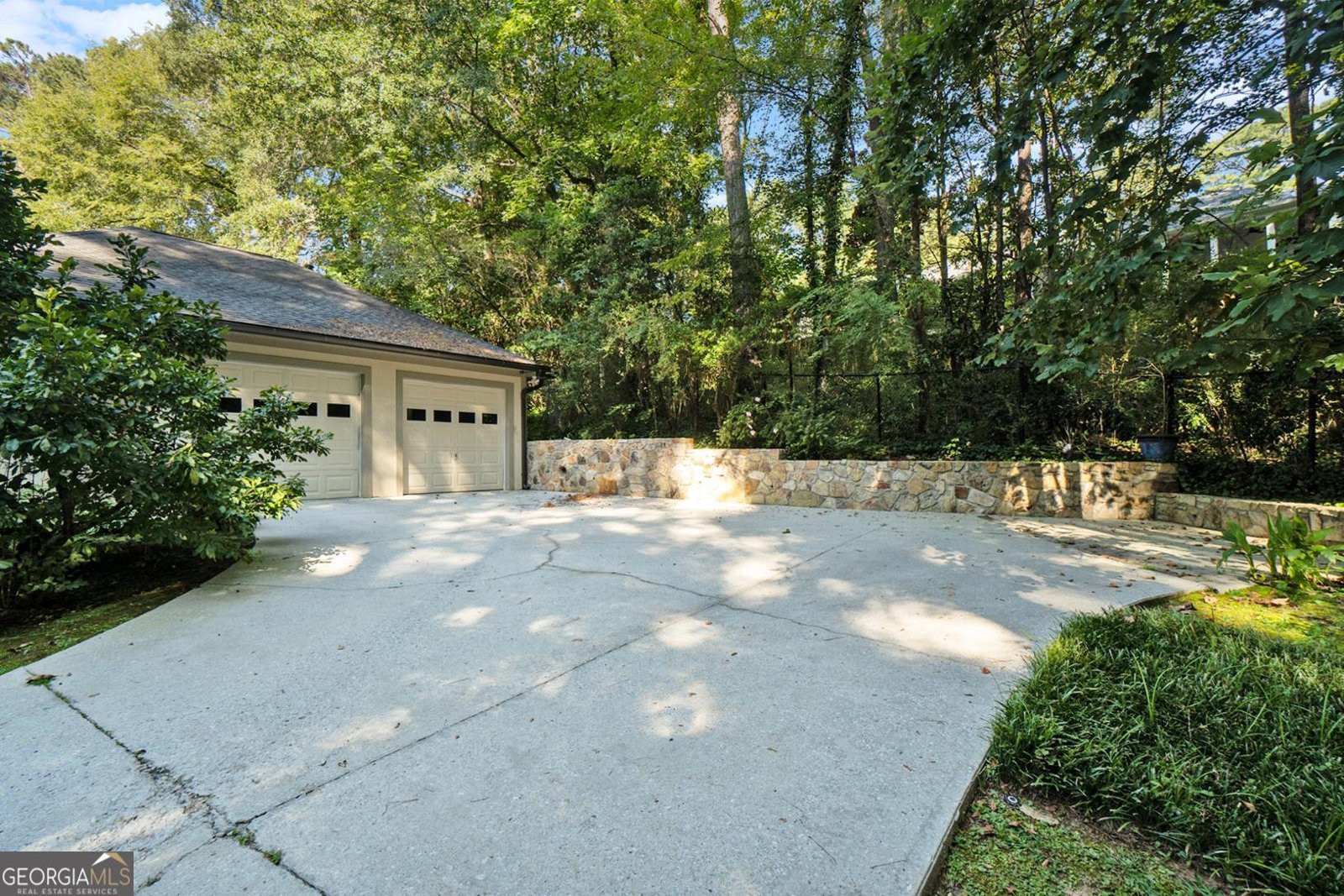 4635 Mount Paran Parkway Atlanta - 28