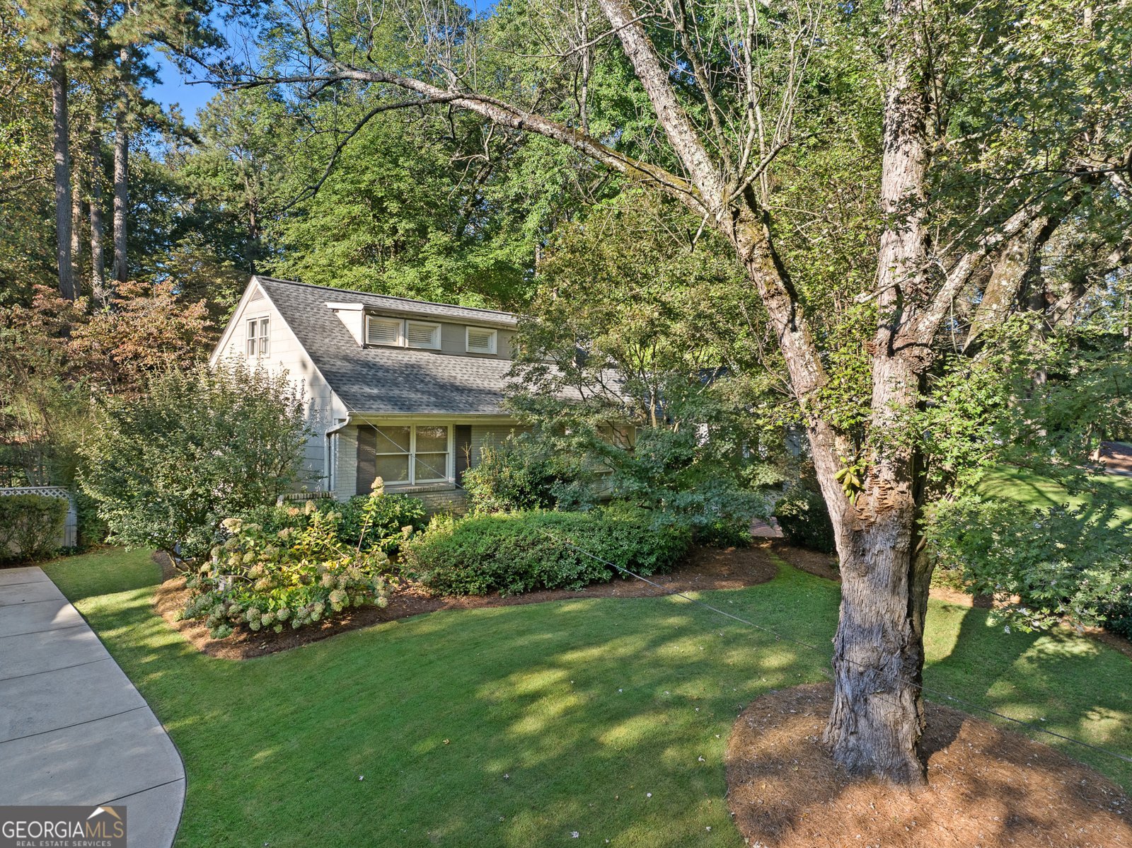 2520 Ridgewood Road Atlanta - 22