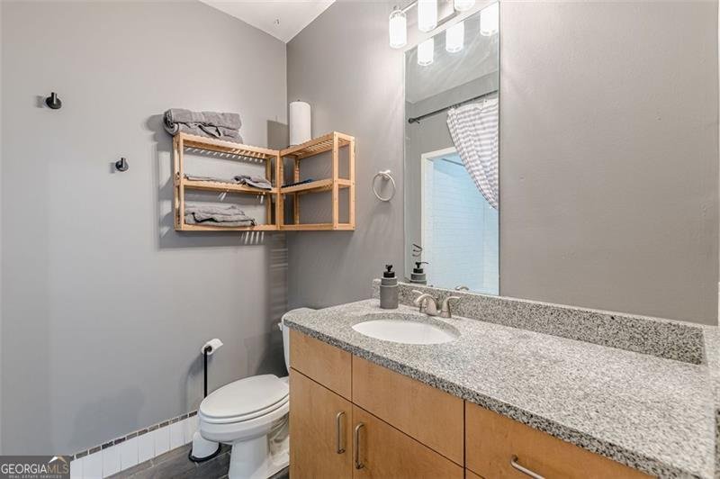 600 COLLEGE Street Hapeville - 23