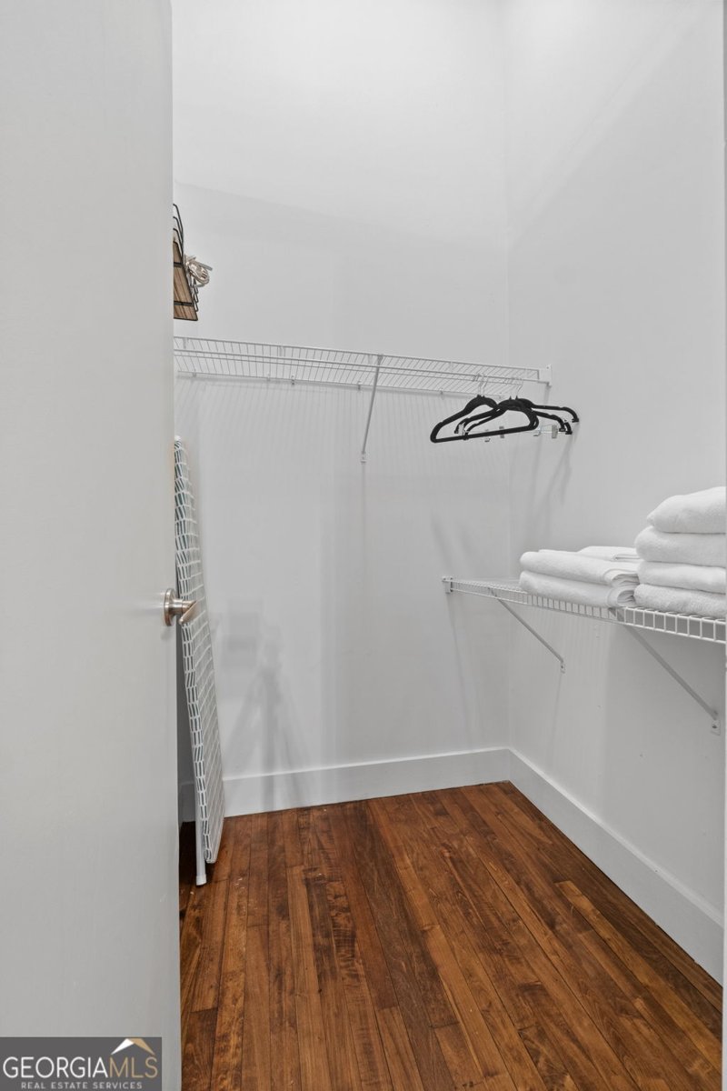 600 COLLEGE Street Hapeville - 24