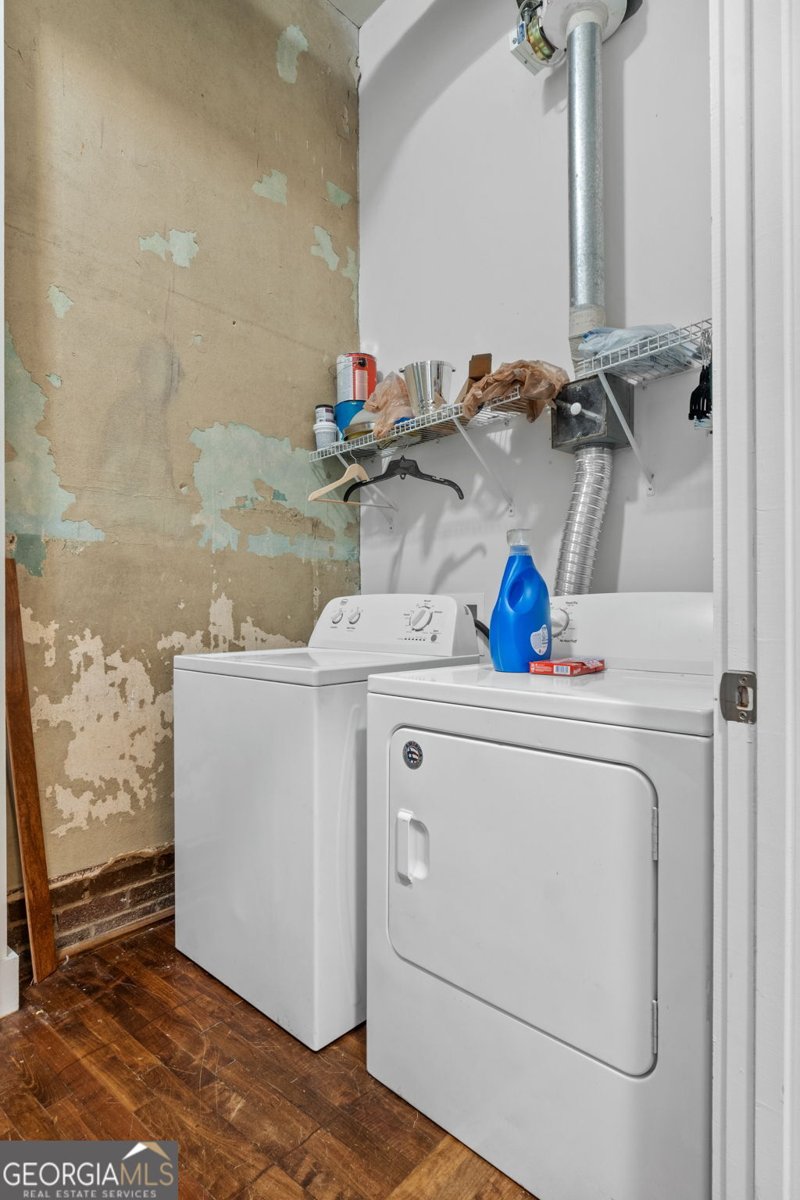 600 COLLEGE Street Hapeville - 25