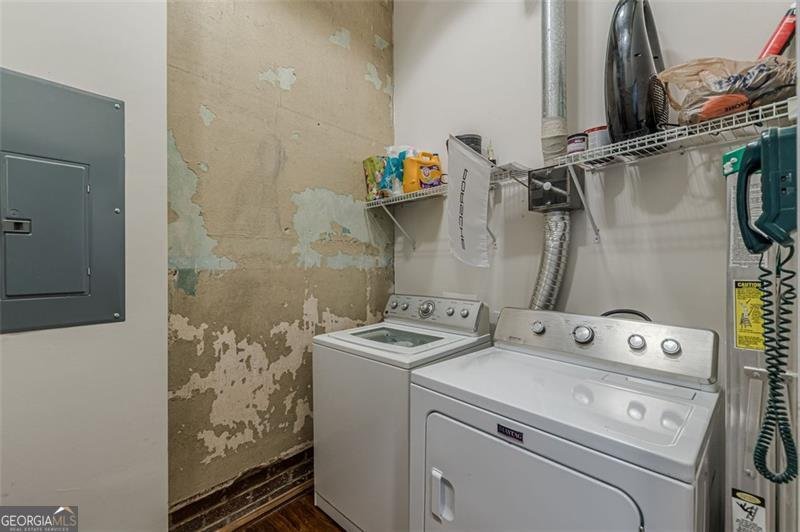 600 COLLEGE Street Hapeville - 26