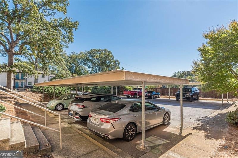 600 COLLEGE Street Hapeville - 27