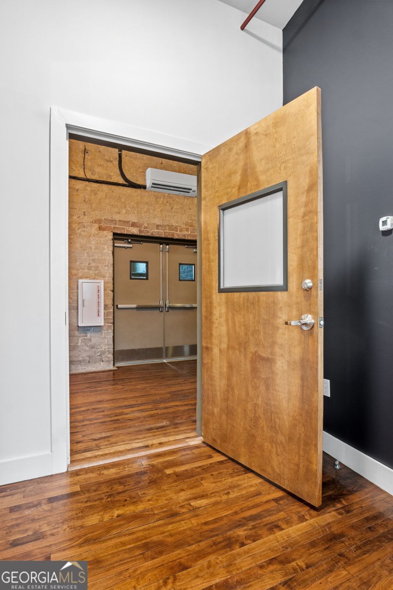 600 COLLEGE Street Hapeville - 3