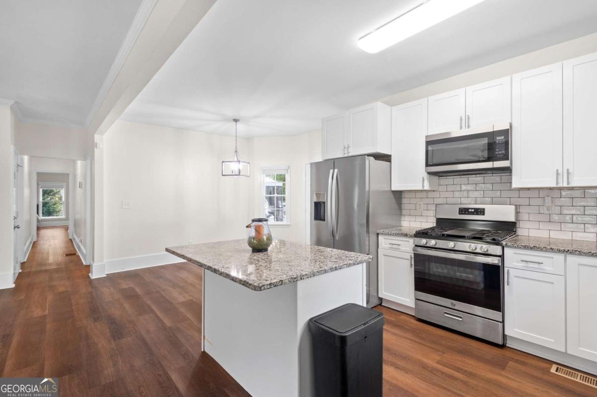 68 Summer Glen Court Dallas - 8