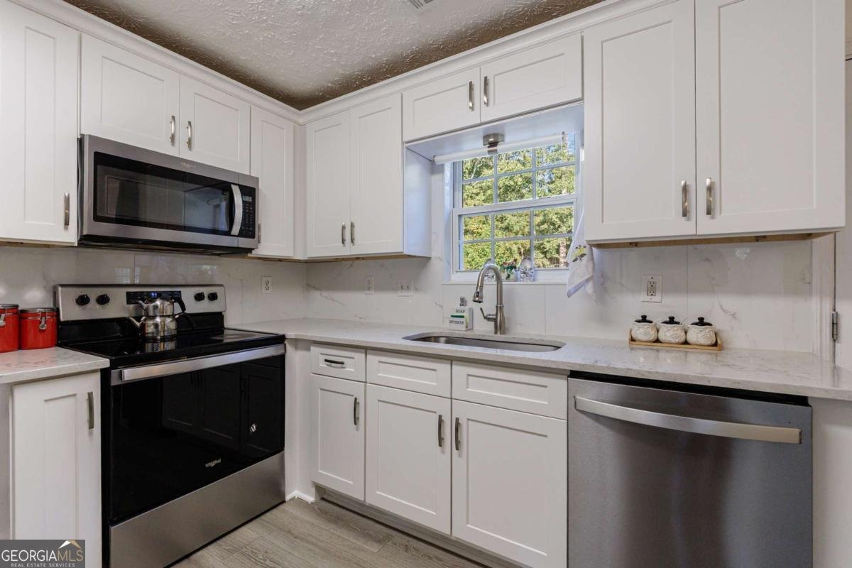 1757 Summit Creek Way Loganville - 10