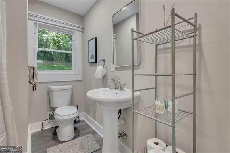 1901 Windsor Drive Atlanta - 25