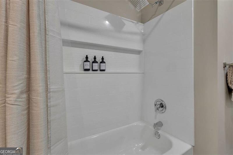 1901 Windsor Drive Atlanta - 29