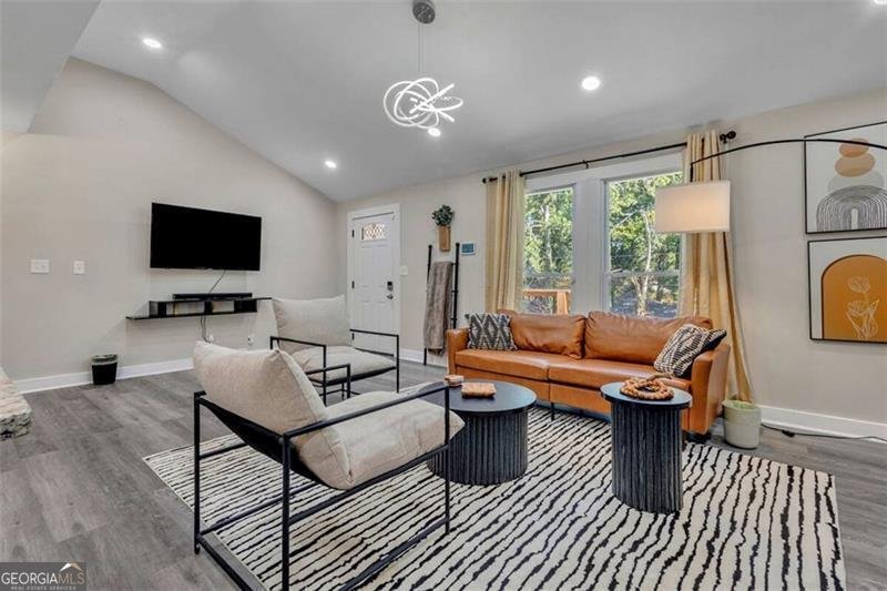 1901 Windsor Drive Atlanta - 4