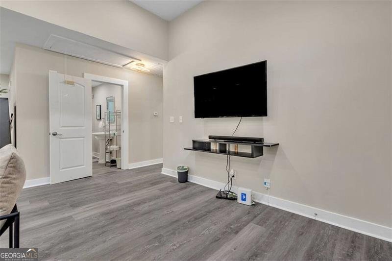 1901 Windsor Drive Atlanta - 8