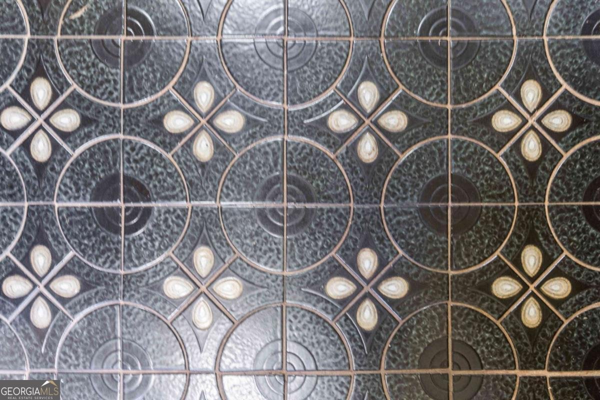 1400 Chalmette Drive Atlanta - 33