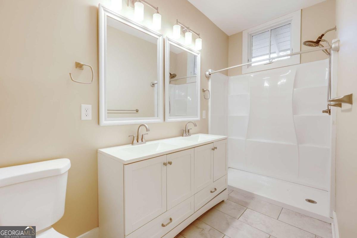 143 Barrow Street Athens - 10